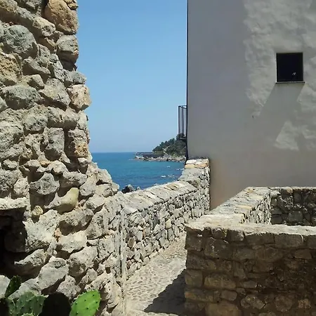 Lovely Sea Studio In Centre * Cefalu