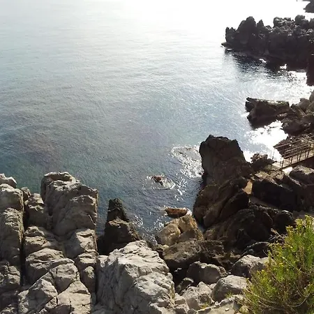 Apartment Lovely Sea Studio In Centre Cefalu